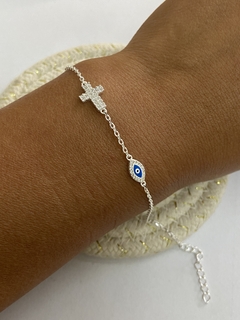 Pulsera Ojito y Cruz con Cubic