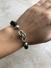 Pulsera bolitas negra