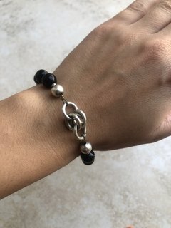 Pulsera bolitas negra