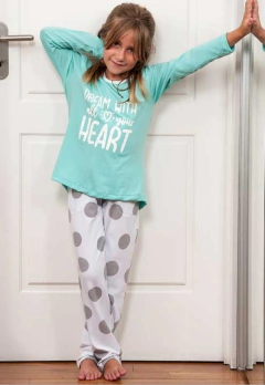 Pijama lunares en internet