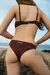 989B. Bikini Emma en internet