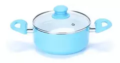 Cacerola de cerámica de color azul con tapa de vidrio y asas ergonómicas.