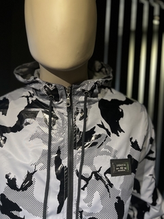 Rompeviento Impermeable - INSTINTO