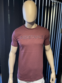 Remera Resistance