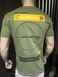 Imagen de Remera Distance