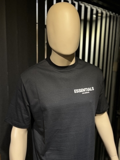 Remera Essentials - comprar online