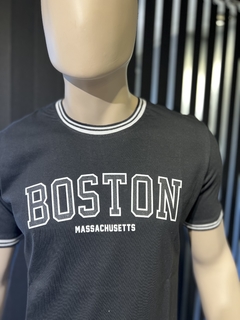 Remera Boston en internet