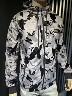 Rompeviento Impermeable - comprar online