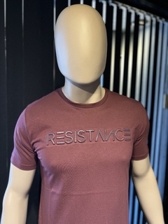 Remera Resistance - comprar online
