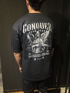 Imagen de Remera Conquer