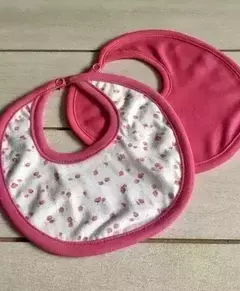 Tierra de cuentos- babero x 2