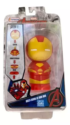 Multifigura de Iron Man de la línea Avengers, presenta un diseño colorido y funciones de crayón, goma de borrar y sello.