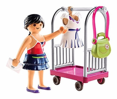 PLAYMOBIL - 4792 MODELO CON PERCHERO - comprar online