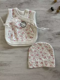 Aggu-Batita cruzada con gorrito