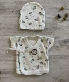 Aggu-Batita cruzada con gorrito - Alykids Jugueteria