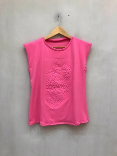 Musculosa Relieve Dragon - Clostudio