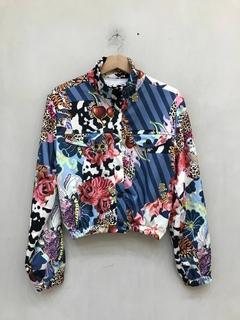 Campera Con Botones Aime en internet
