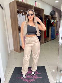 Calça Cargo Wide Leg na internet