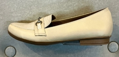 MOCASIN CHATO CON HEBILLA TESALIA