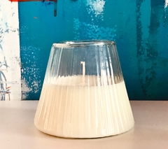 Vela de Soja Piramide 200gr.
