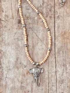 Collar de madera Elefante