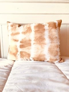 Almohadón en tusor, teñido a mano BEIGE batik