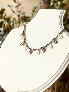 Collar love summer caracoles