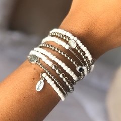 Pulsera de Memoria Blanca en internet