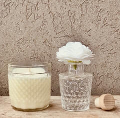 Vela de Soja 200gr. + Difusor de Aromas labrado + Flor Difusora