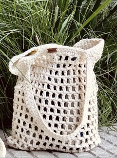 Bolso + Gorro piluso, de hilo color natural tejido al crochet en internet