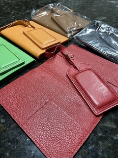 Kit Travel (Porta Passaporte + TAG Mala) - Kaktos Store