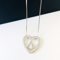 COLAR CORAÇÃO NOSSA SENHORA APARECIDA EM RÓDIO BRANCO - comprar online