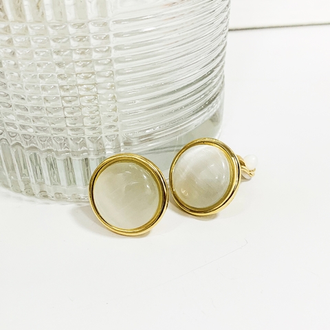 BRINCO LAURA BLANC DE PRESSÃO EM SEMIJOIA