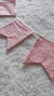 Banderin dos picos - colores lisos - comprar online
