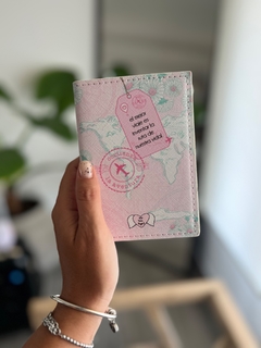 PORTA PASAPORTE VIAJERO