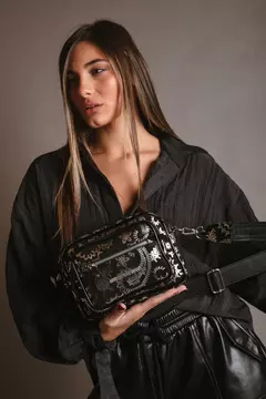 Bandolera "MIAH BULGARA" -cuero- "MDL" en internet
