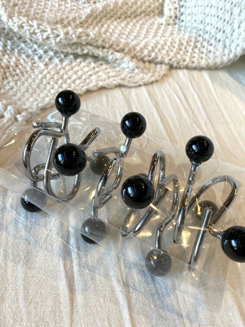 gancho "bola black" para cortina de baño
