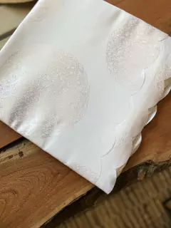 Mantel "mandala" poliester color blanco 15x250