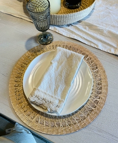 Platos de sitio de papel x24 en internet