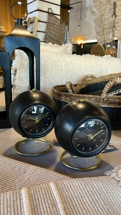 Reloj de mesa negro 22cm - comprar online