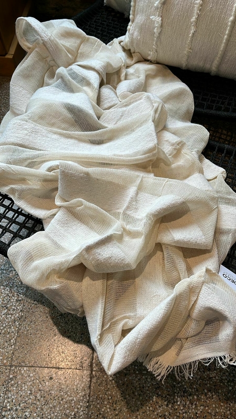 Manta Himalaya 1.90cm x 1.50cm