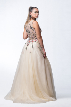 VESTIDO ARMADO en internet