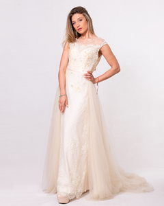 VESTIDO ARMADO en internet
