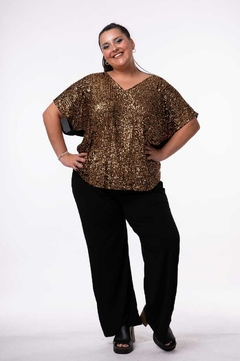 REMERA CON LENT Y GASA ATRAS - comprar online