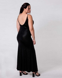 VESTIDO ANTO CORTE EN EL BUSTO en internet