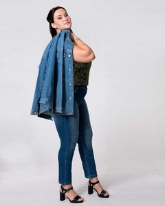 CAMPERA DE JEANS LARGA EVA JOSS en internet