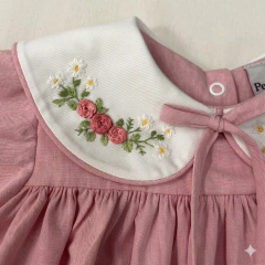 Vestido Ellie Bordado Floral - Petit & Co