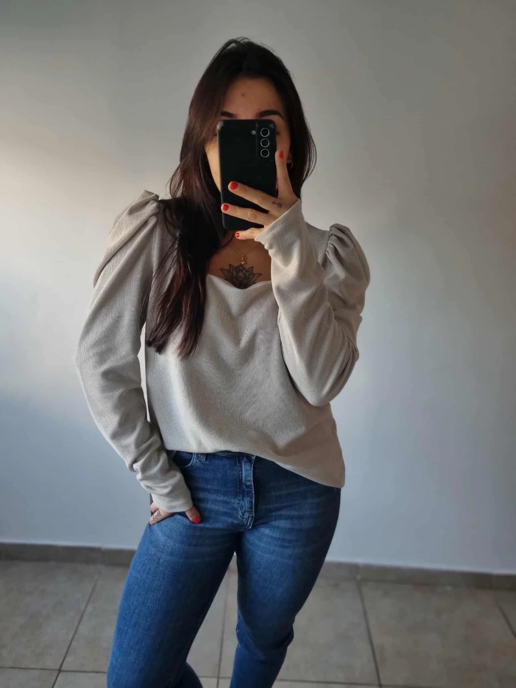REMERA SARA