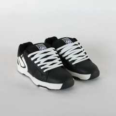 ZAPATILLA CIRCA 211 BOLD BLACK/WHITE H0137 (A1) - comprar online