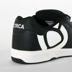 Imagen de ZAPATILLA CIRCA 211 BOLD BLACK/WHITE H0137 (A1)